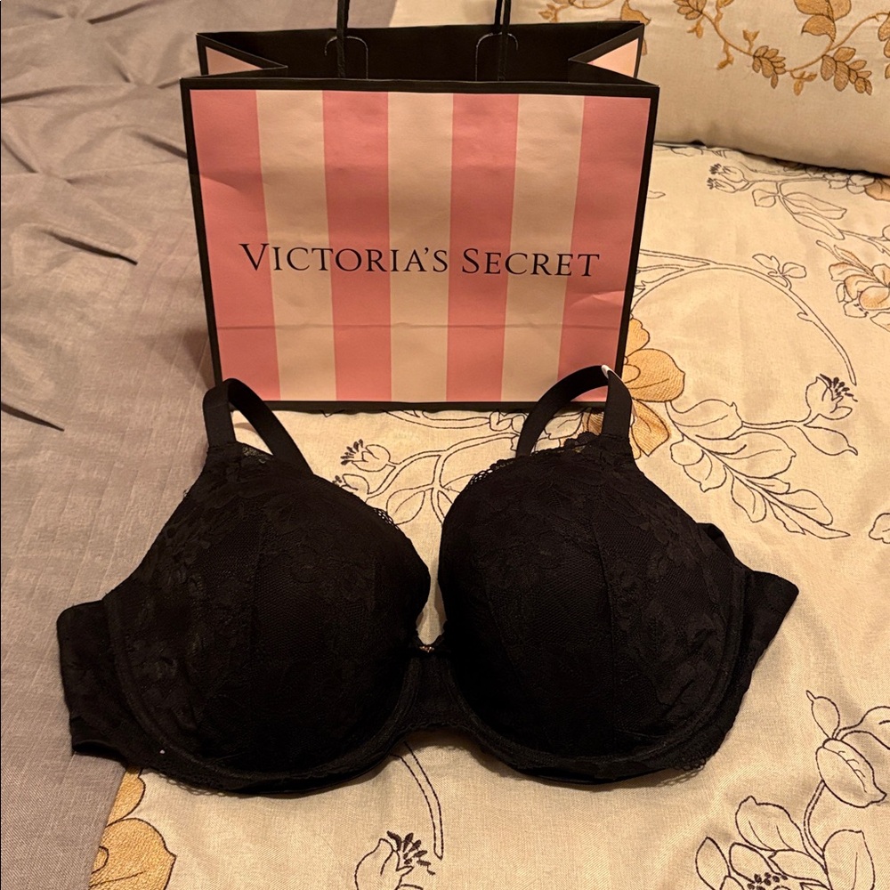 Victoria's Secret Black Lace Push-Up Bra